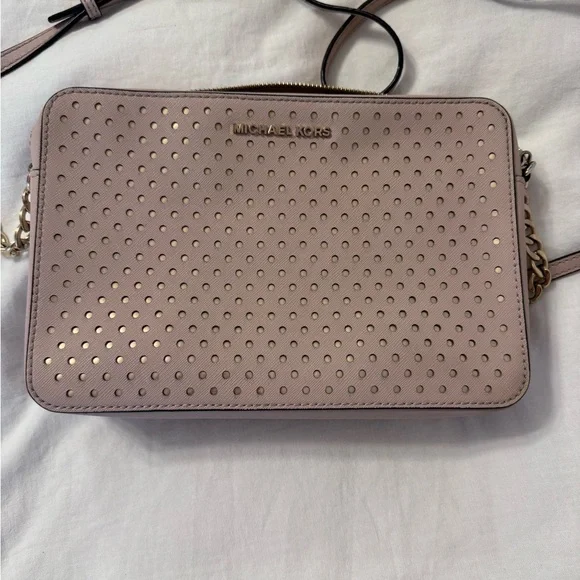 Michael Kors Jet Set East West Leather Crossbody with Michael Kors Gold Wallet - Picture 2 of 12